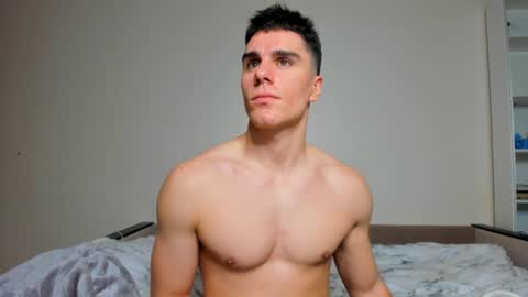 Snapshot of sam_huston18 chatting on January 2025 10:02:01 PM BACK IN 2 WEEKS online show from January 2025 10:02:01 PM