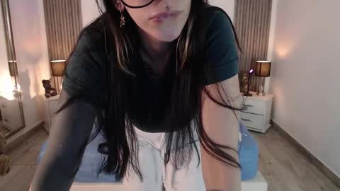 Snapshot of sam_mansson66 chatting on January 2025 07:11:01 PM SAM MANSON online show from January 2025 07:11:01 PM