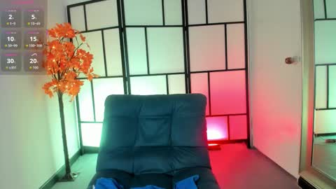 Sam online show from October 2025 12:46:01 PM