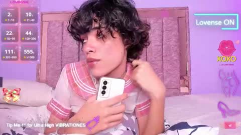 Snapshot of sam_sexy0106 chatting on January 2026 04:33:02 PM sam_sexy0106 online show from January 2026 04:33:02 PM