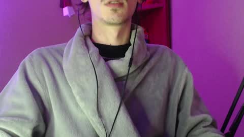 sam_skywalker online show from October 2025 07:22:02 PM