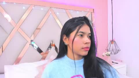 Snapshot of samantaa_shy chatting on June 2026 03:51:02 AM sam online show from June 2026 03:51:02 AM