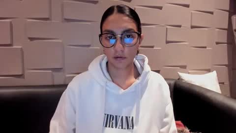 Samantha online show from March 2025 04:02:02 AM