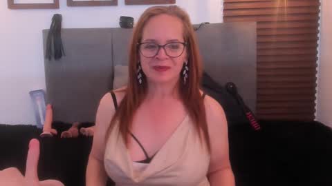 Snapshot of samantha_mature56 chatting on March 2025 05:28:02 PM Sam online show from March 2025 05:28:02 PM