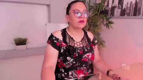 Samantha online show from December 2024 12:38:02 PM