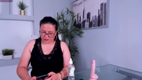 Samantha online show from December 2024 09:51:01 PM