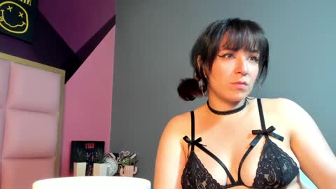 Snapshot of samanthaanderson chatting on January 2025 01:37:02 AM Samantha Anderson online show from January 2025 01:37:02 AM