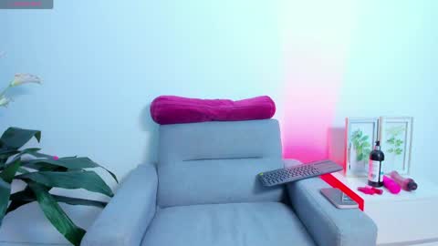 Samantha online show from April 2026 04:19:01 AM