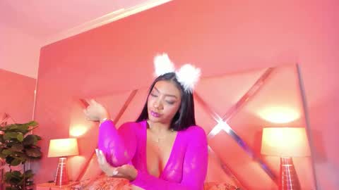 Snapshot of samanthabale chatting on November 2025 11:55:02 AM Samantha online show from November 2025 11:55:02 AM