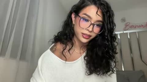 Samantha Bernardo online show from July 2026 01:30:02 AM