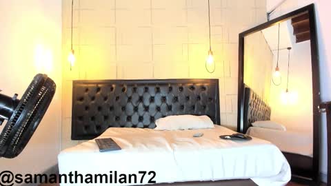 Alejandra  online show from October 2025 10:12:02 AM