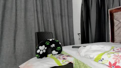 samanttamilf online show from March 2026 12:04:02 AM