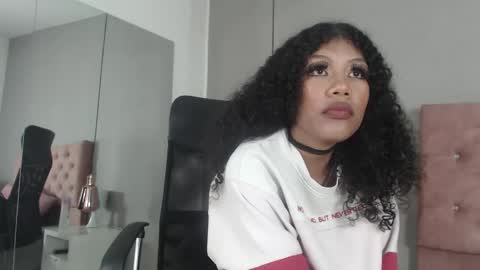 Snapshot of samaragrey18 chatting on February 2025 03:39:02 AM samaragrey18 online show from February 2025 03:39:02 AM