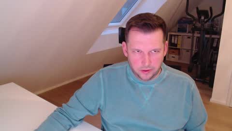 Snapshot of samariterbw chatting on January 2025 04:17:02 PM TopBoy online show from January 2025 04:17:02 PM