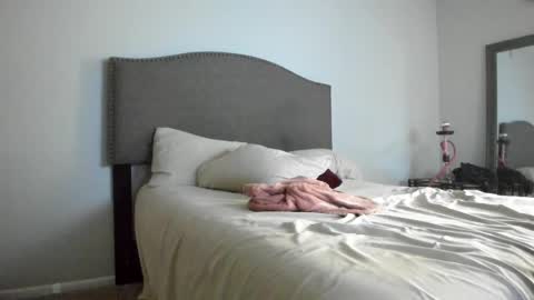 Yaya online show from October 2025 10:24:01 AM