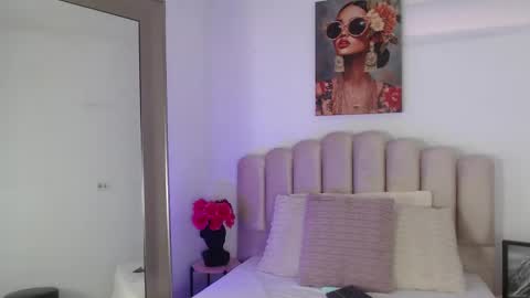 Samantha online show from November 2025 03:03:02 PM