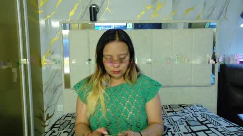 Snapshot of sami_1_8 chatting on May 2026 04:06:02 AM Samy online show from May 2026 04:06:02 AM