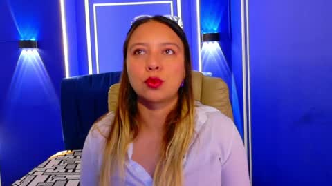Snapshot of sami_1_8 chatting on May 2026 04:31:02 AM Samy online show from May 2026 04:31:02 AM