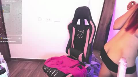 samiacooper25 online show from September 2025 08:49:02 AM