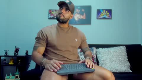 Snapshot of samir_hazard chatting on January 2025 02:11:01 AM samir_hazard online show from January 2025 02:11:01 AM