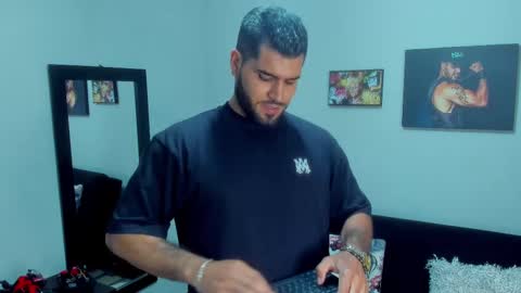 Snapshot of samir_hazard chatting on February 2025 03:12:01 AM samir_hazard online show from February 2025 03:12:01 AM