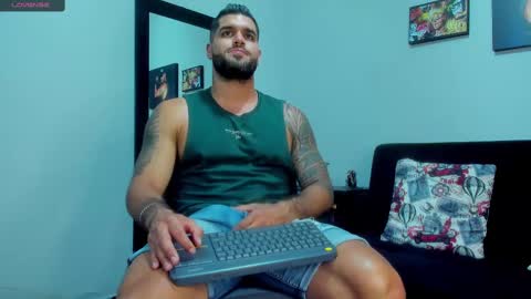 Snapshot of samir_hazard chatting on March 2025 02:19:02 AM samir_hazard online show from March 2025 02:19:02 AM