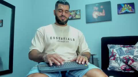 Snapshot of samir_hazard chatting on October 2025 08:11:02 PM samir_hazard online show from October 2025 08:11:02 PM