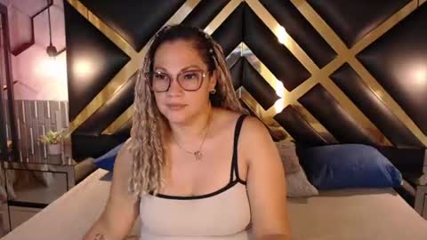 Snapshot of samira_lennox chatting on July 2026 07:16:02 PM SAMIRA online show from July 2026 07:16:02 PM