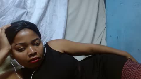 Snapshot of samirah009 chatting on October 2025 05:35:01 PM samirah009 online show from October 2025 05:35:01 PM