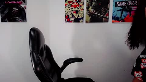 Snapshot of sammanta_18 chatting on December 2024 02:19:02 AM Samantha online show from December 2024 02:19:02 AM