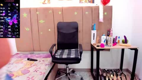 Snapshot of sammy_mature_ chatting on December 2024 04:45:01 AM Sammy online show from December 2024 04:45:01 AM