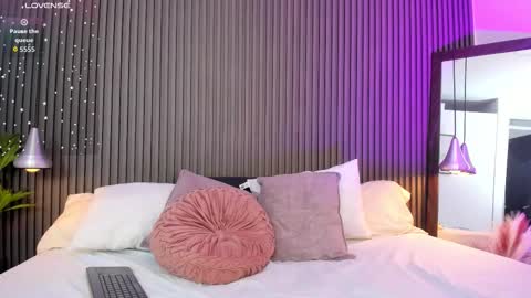 Axel online show from October 2025 08:42:01 PM