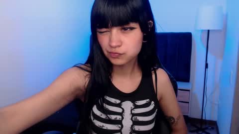 Sam online show from October 2025 04:33:01 AM
