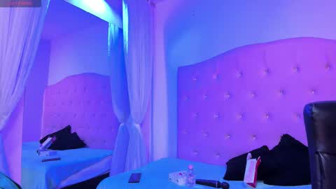 sammyrhoades online show from November 2025 08:34:02 PM