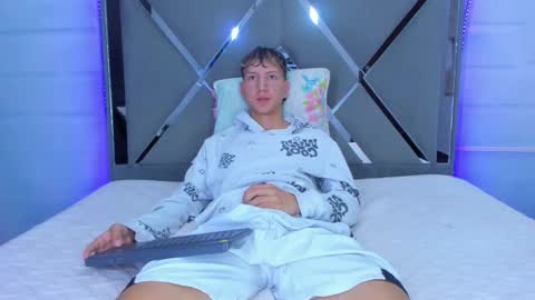 Snapshot of sammysex_ chatting on December 2025 07:28:01 AM SAMMY online show from December 2025 07:28:01 AM