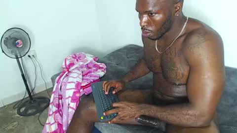 Snapshot of samsondauda chatting on January 2025 08:09:02 AM samson dauda online show from January 2025 08:09:02 AM