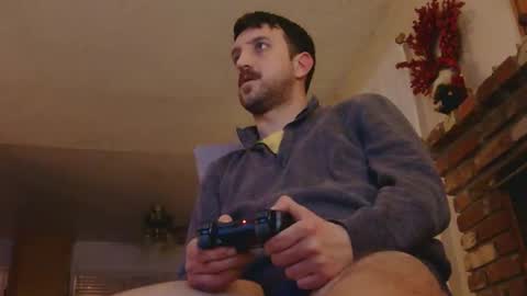 Snapshot of samthebully chatting on January 2026 08:39:02 AM SamTheBully online show from January 2026 08:39:02 AM