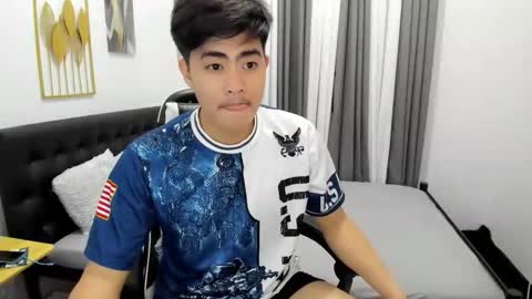 Snapshot of samuelangelo chatting on February 2026 12:52:02 AM Sam online show from February 2026 12:52:02 AM