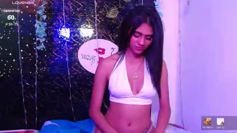 Laura mejia online show from July 2026 08:11:01 PM