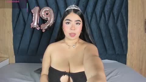 S A M Y  G R E Y  online show from November 2025 03:09:01 AM