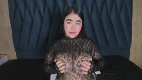 S A M Y  G R E Y  online show from November 2025 03:28:01 AM