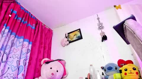 Snapshot of samy_ice chatting on May 2026 01:46:01 AM samy_ice online show from May 2026 01:46:01 AM