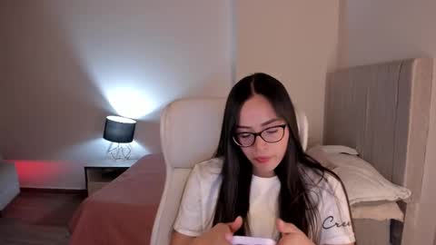 Samy online show from October 2025 09:50:02 PM