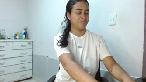 Snapshot of samyathome chatting on April 2026 01:49:02 PM Samy nice too meet u online show from April 2026 01:49:02 PM