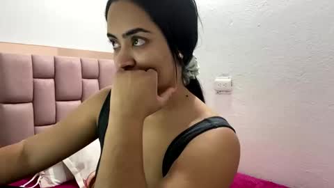 Samy online show from October 2025 11:49:02 PM