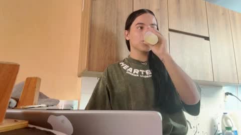 Snapshot of samys_world chatting on December 2024 06:35:02 PM Samy Montoya online show from December 2024 06:35:02 PM