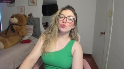 Snapshot of samysweet_8 chatting on May 2026 10:05:02 PM Samanta online show from May 2026 10:05:02 PM
