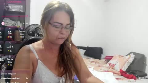 Snapshot of sanddi_milff chatting on September 2025 11:42:02 PM Sanddi online show from September 2025 11:42:02 PM