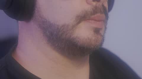 Sanders online show from April 2026 02:32:01 AM