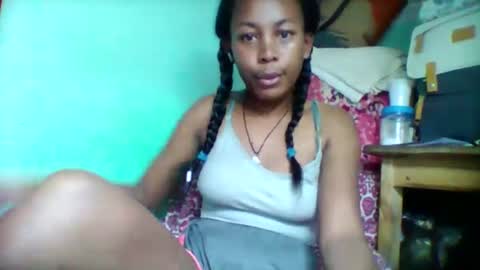 sandra1253099 online show from October 2025 06:03:01 PM